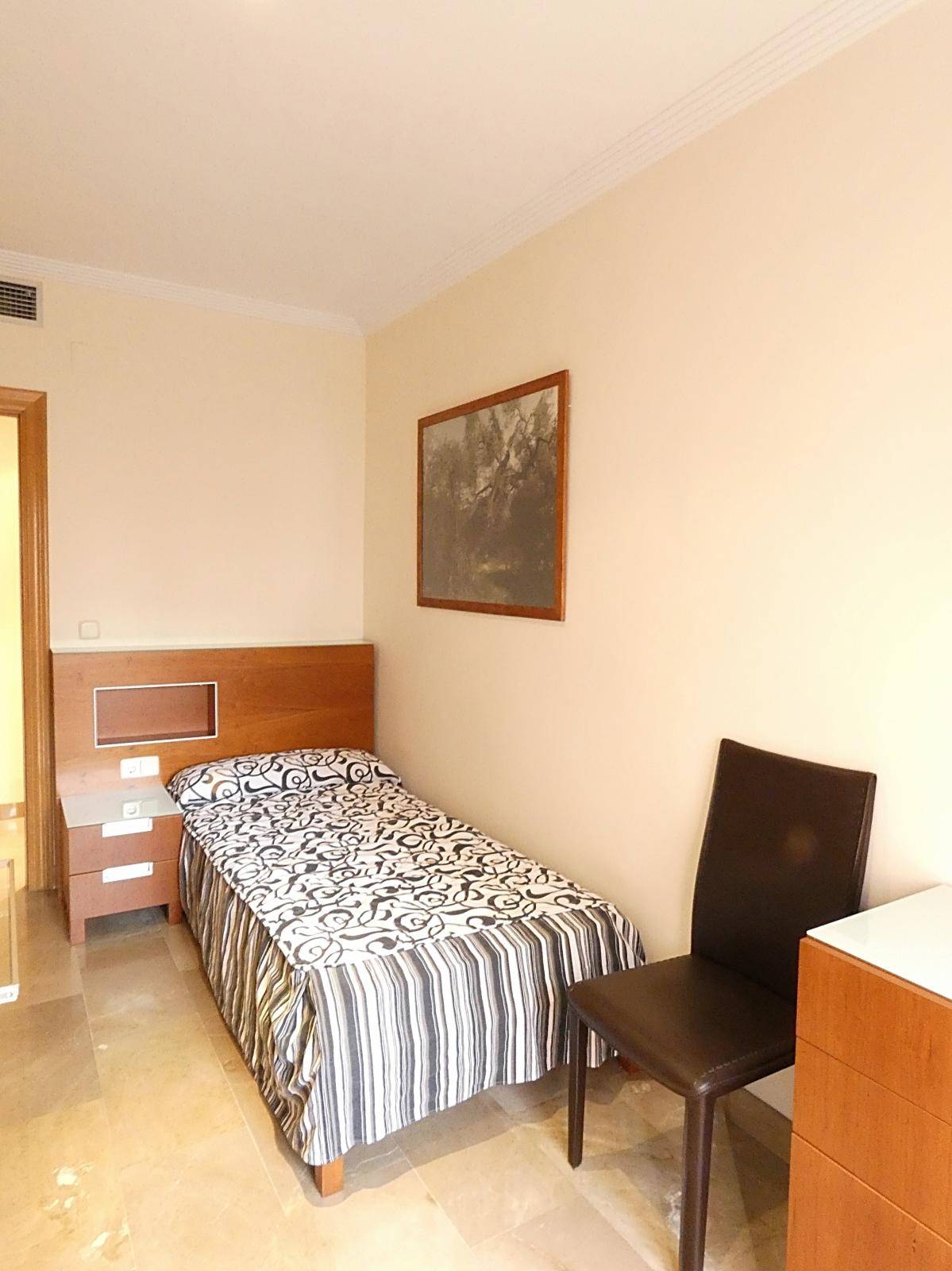 Flat for rent in Granada
