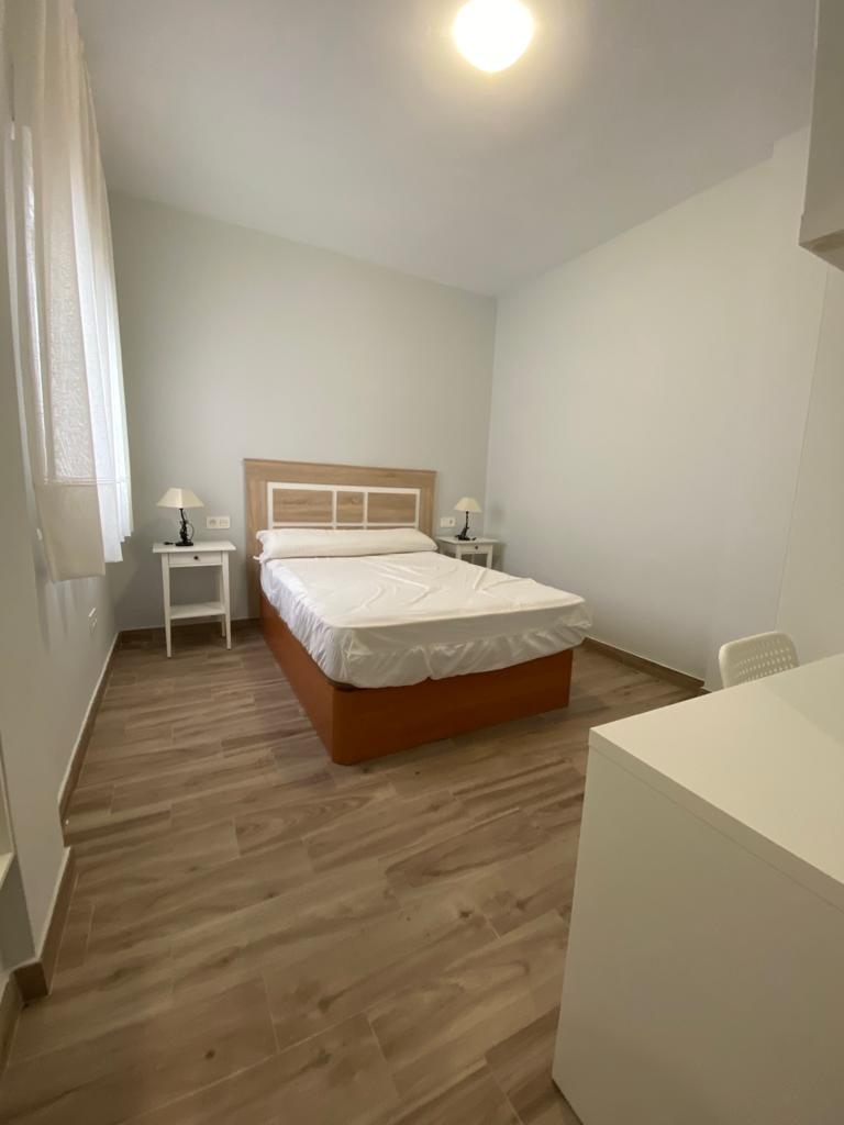 Flat for rent in Granada