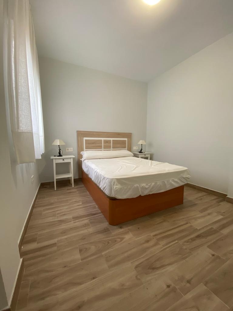 Flat for rent in Granada