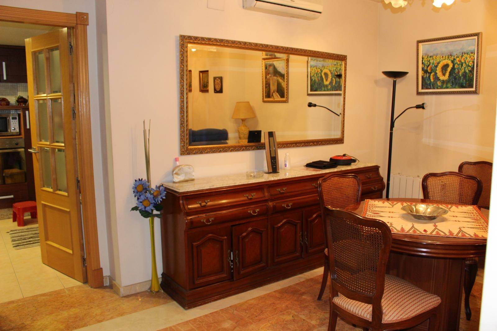 DISPONIBLE CASA DE TRES DORMITORIOS 