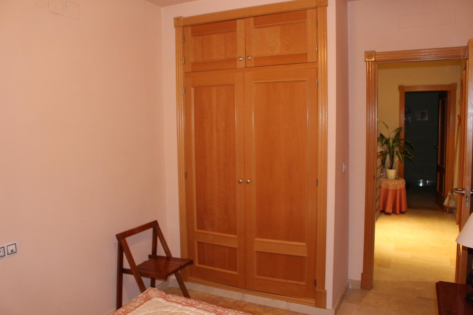 DISPONIBLE CASA DE TRES DORMITORIOS 