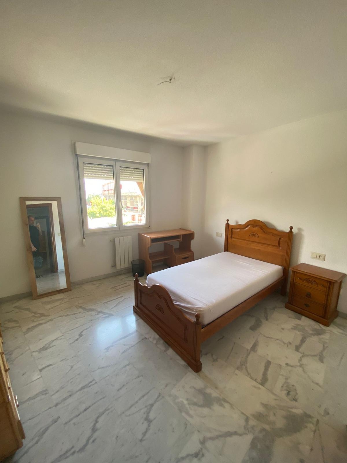 Flat for rent in Granada