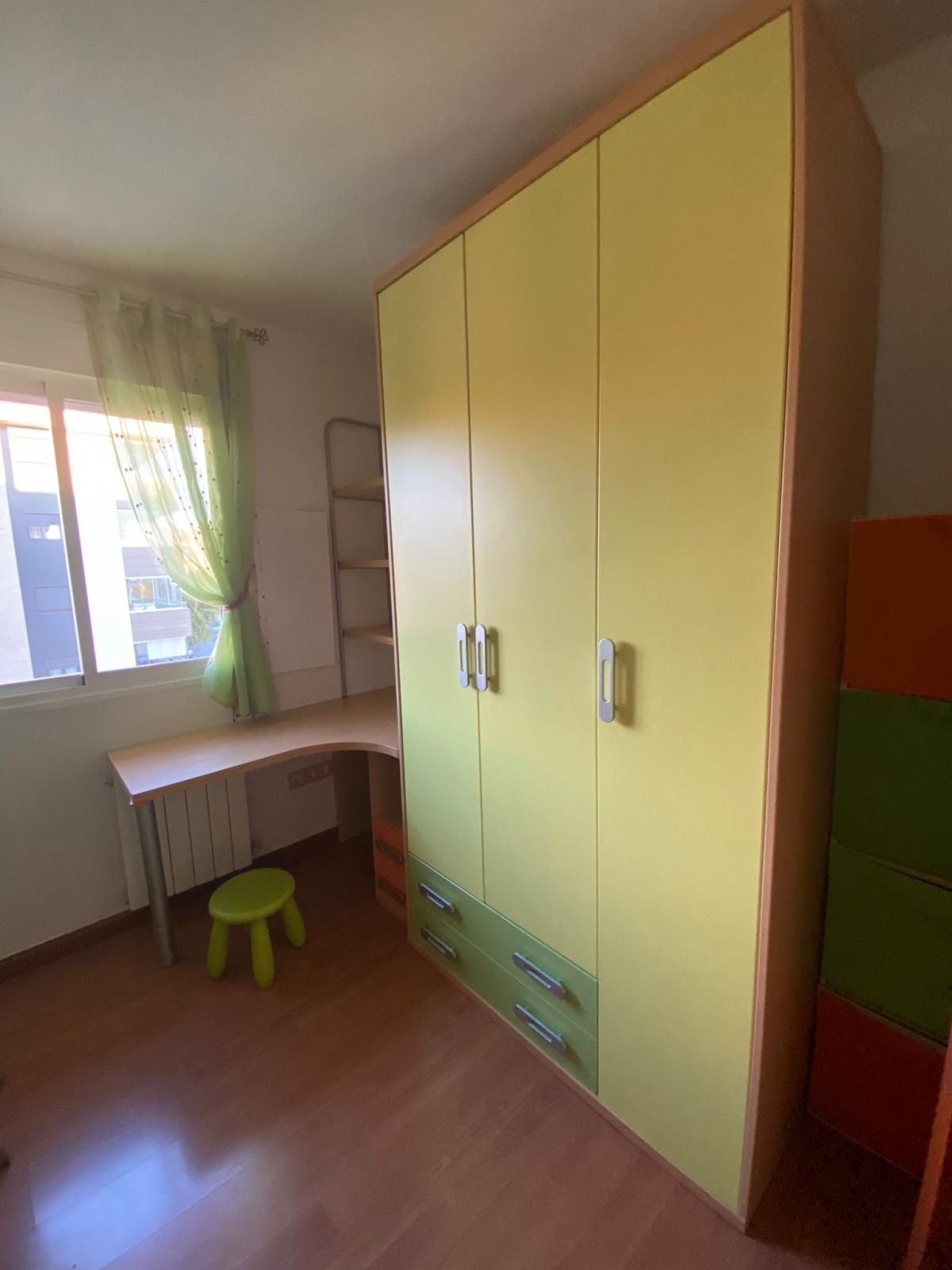 ESTUPENDO PISO CON GARAJE, PISCINA Y TERRACITA DE TRES DORMITORIOS EN AVENIDA FEDERICO GARCÍA LORCA