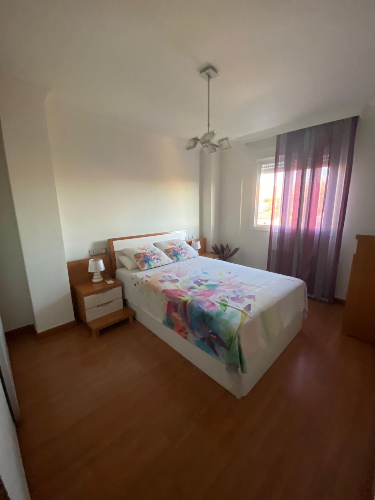 ESTUPENDO PISO CON GARAJE, PISCINA Y TERRACITA DE TRES DORMITORIOS EN AVENIDA FEDERICO GARCÍA LORCA