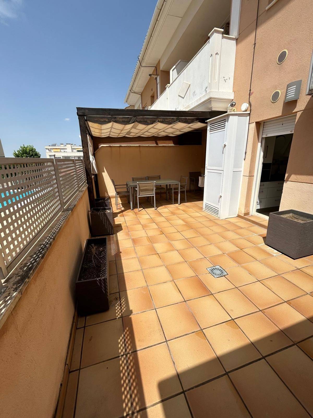 PISO DE DOS DORMITORIOS EN OGÍJARES