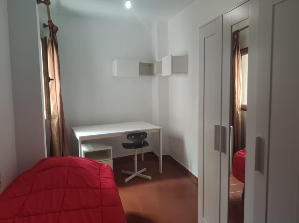 Flat for rent in Granada