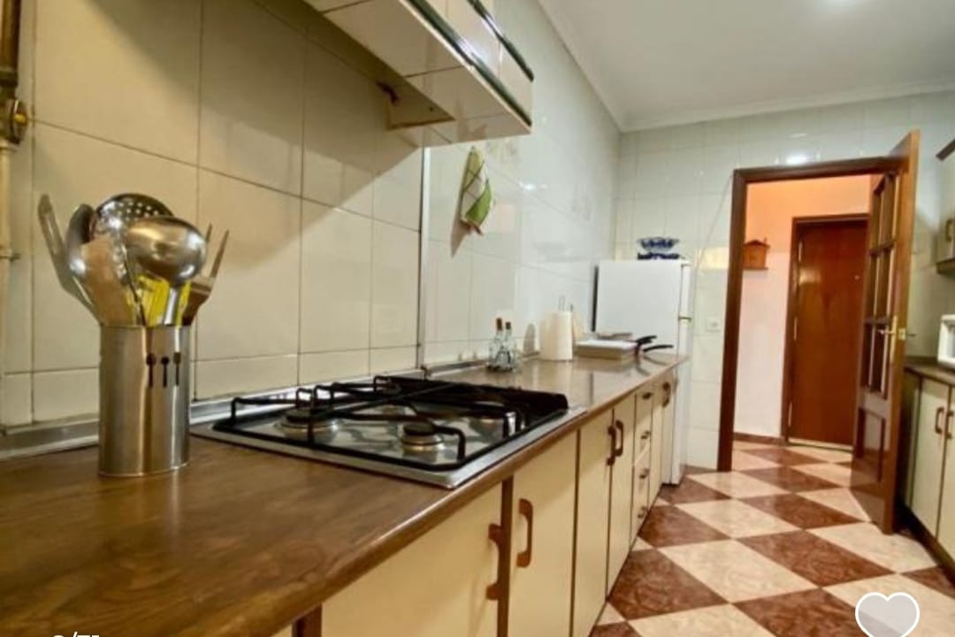PISO DE CUATRO DORMITORIOS EN CASERIA DE MONTIJO