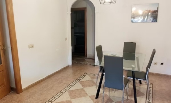 PRECIOSO PISO DE TRES DORMITORIOS EN LA ZONA NORTE CON CALEFACCIÓN