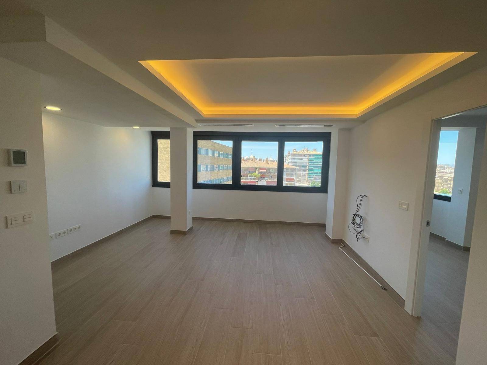 APARTAMENTO SIN AMUEBLAR DE DOS DORMITORIOS EN EL ZAIDÍN