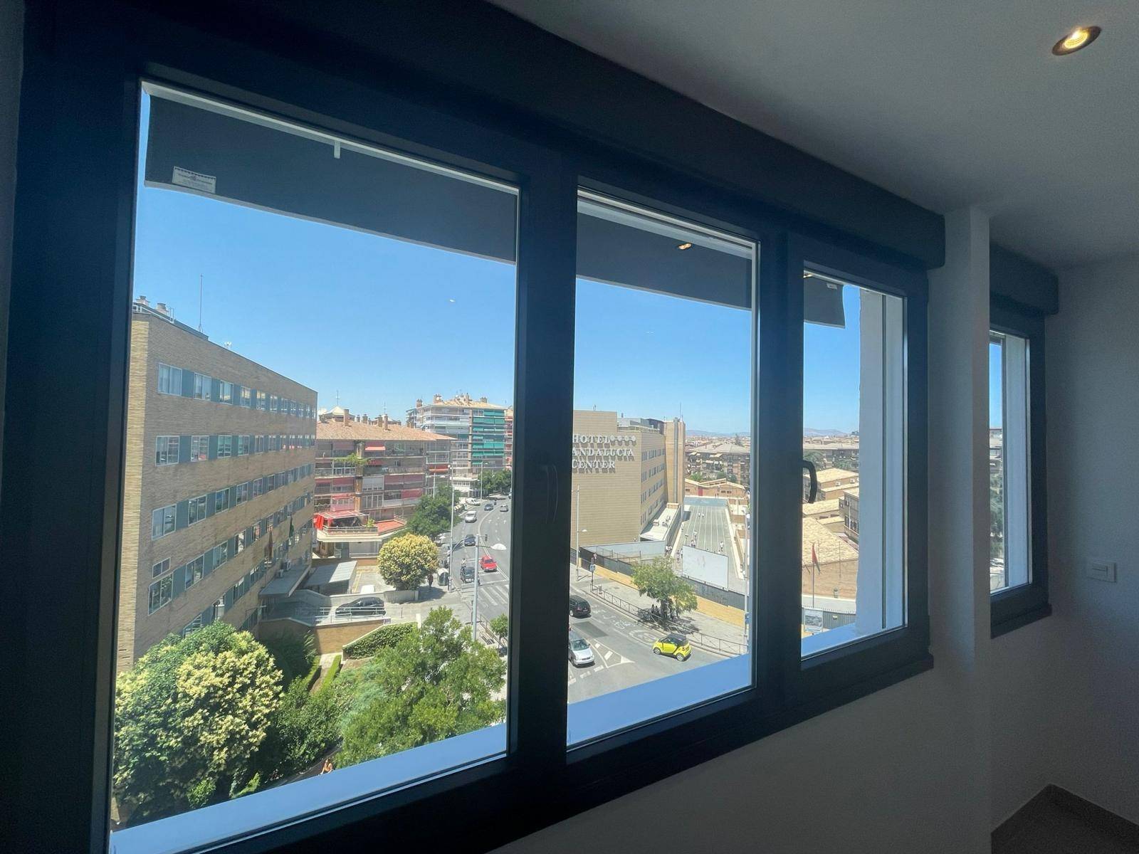APARTAMENTO SIN AMUEBLAR DE DOS DORMITORIOS EN EL ZAIDÍN
