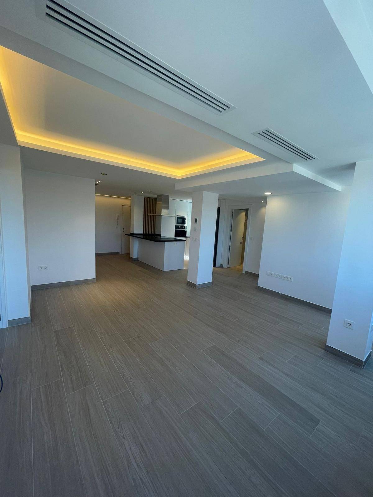 APARTAMENTO SIN AMUEBLAR DE DOS DORMITORIOS EN EL ZAIDÍN