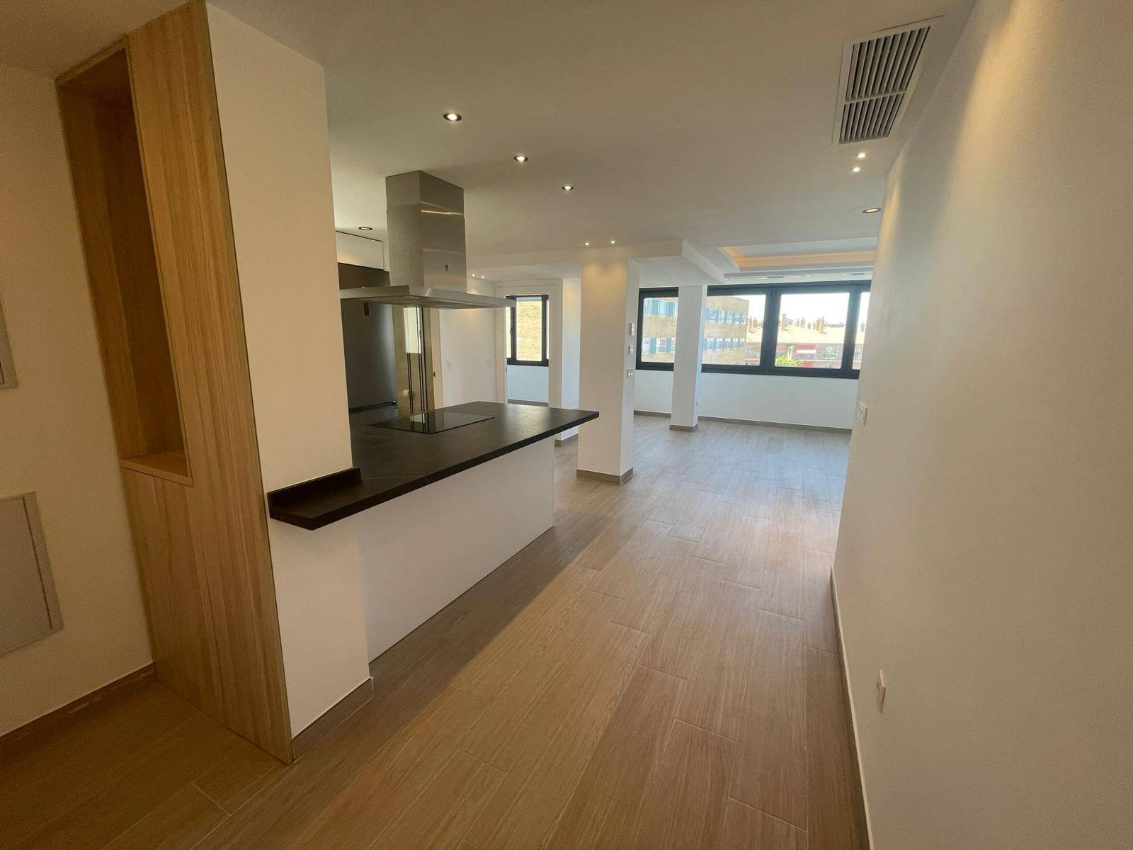 APARTAMENTO SIN AMUEBLAR DE DOS DORMITORIOS EN EL ZAIDÍN