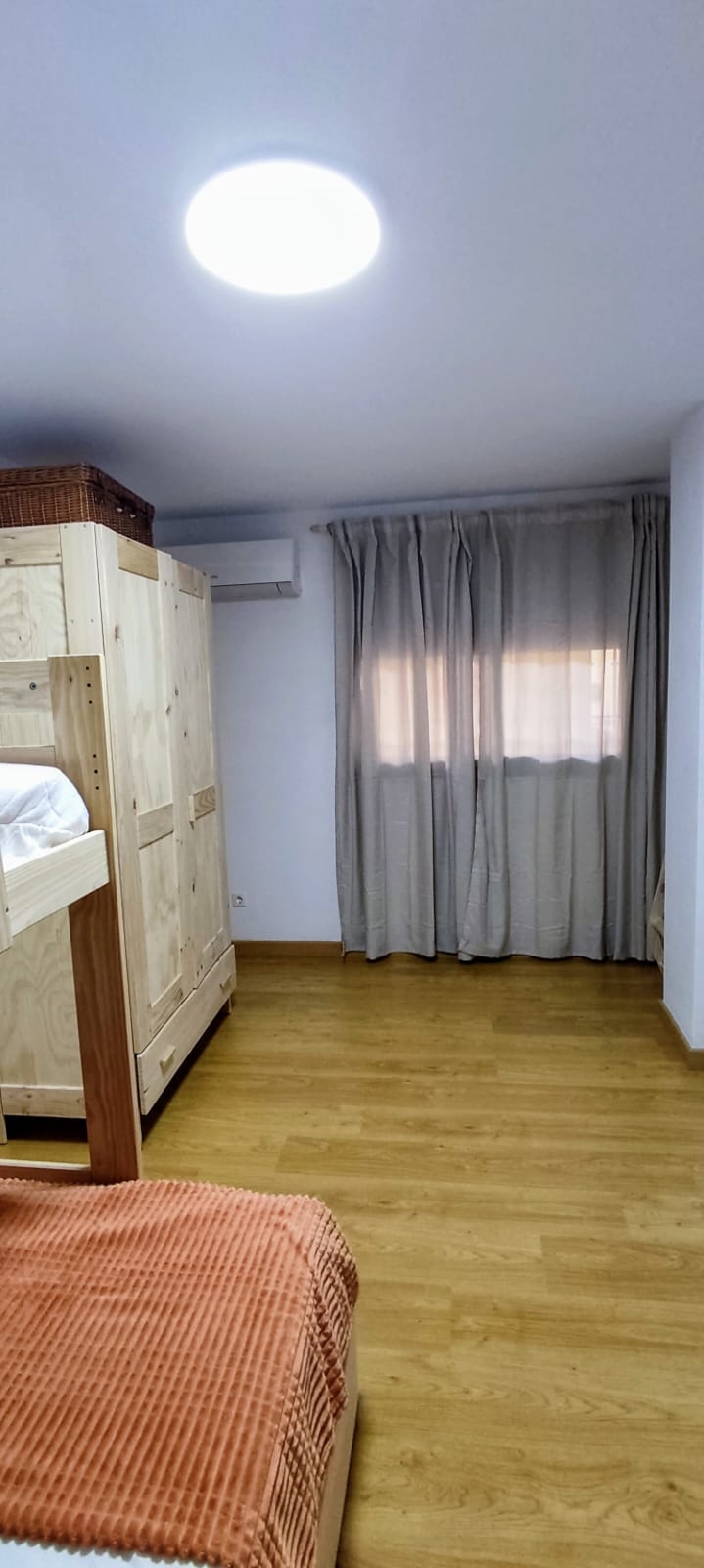 APARTAMENTO DE DOS DORMITORIOS EN MONACHIL